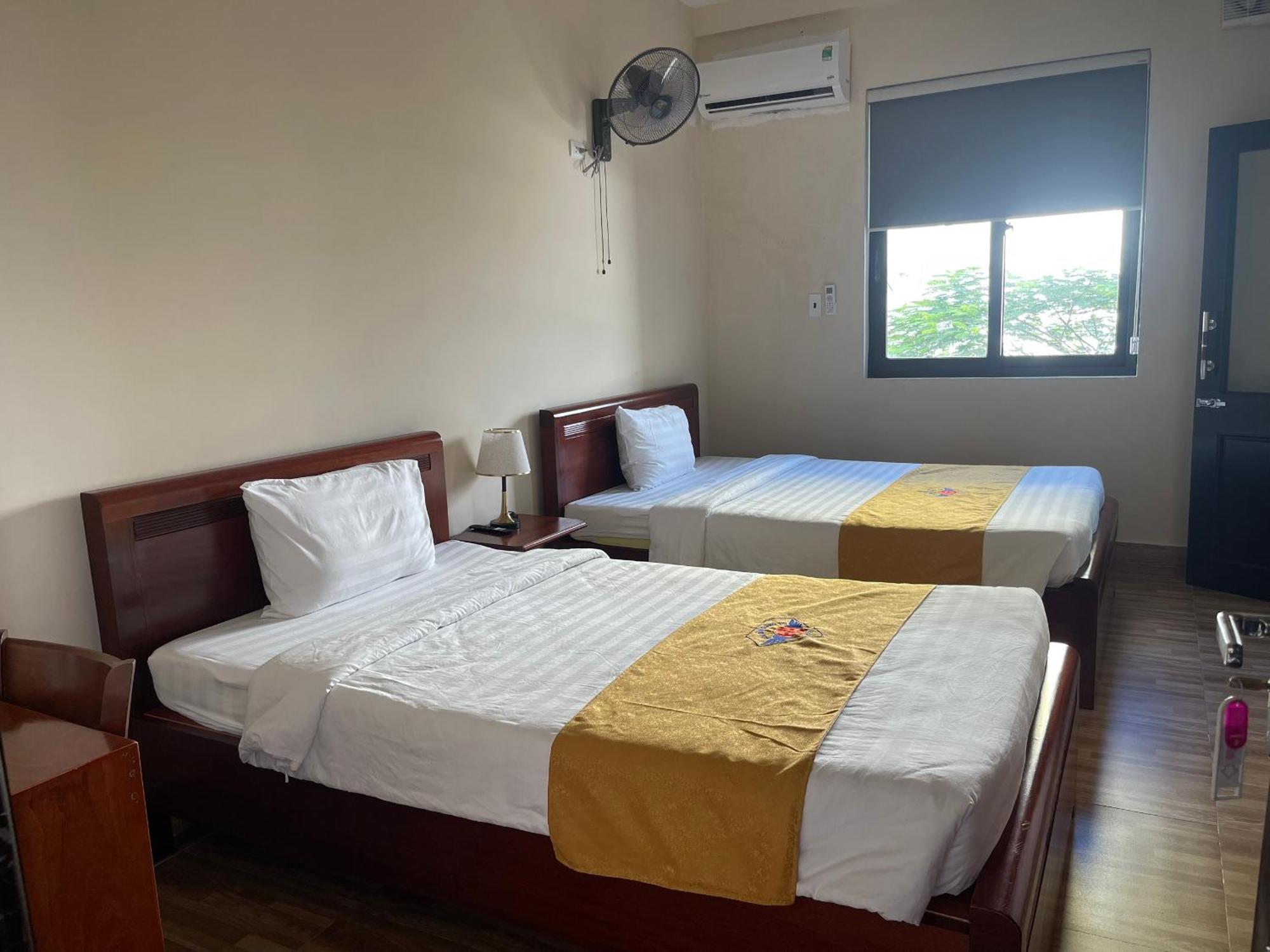 Hotel Khach San Hoa Binh Quang Tri Dong Ha Exterior foto